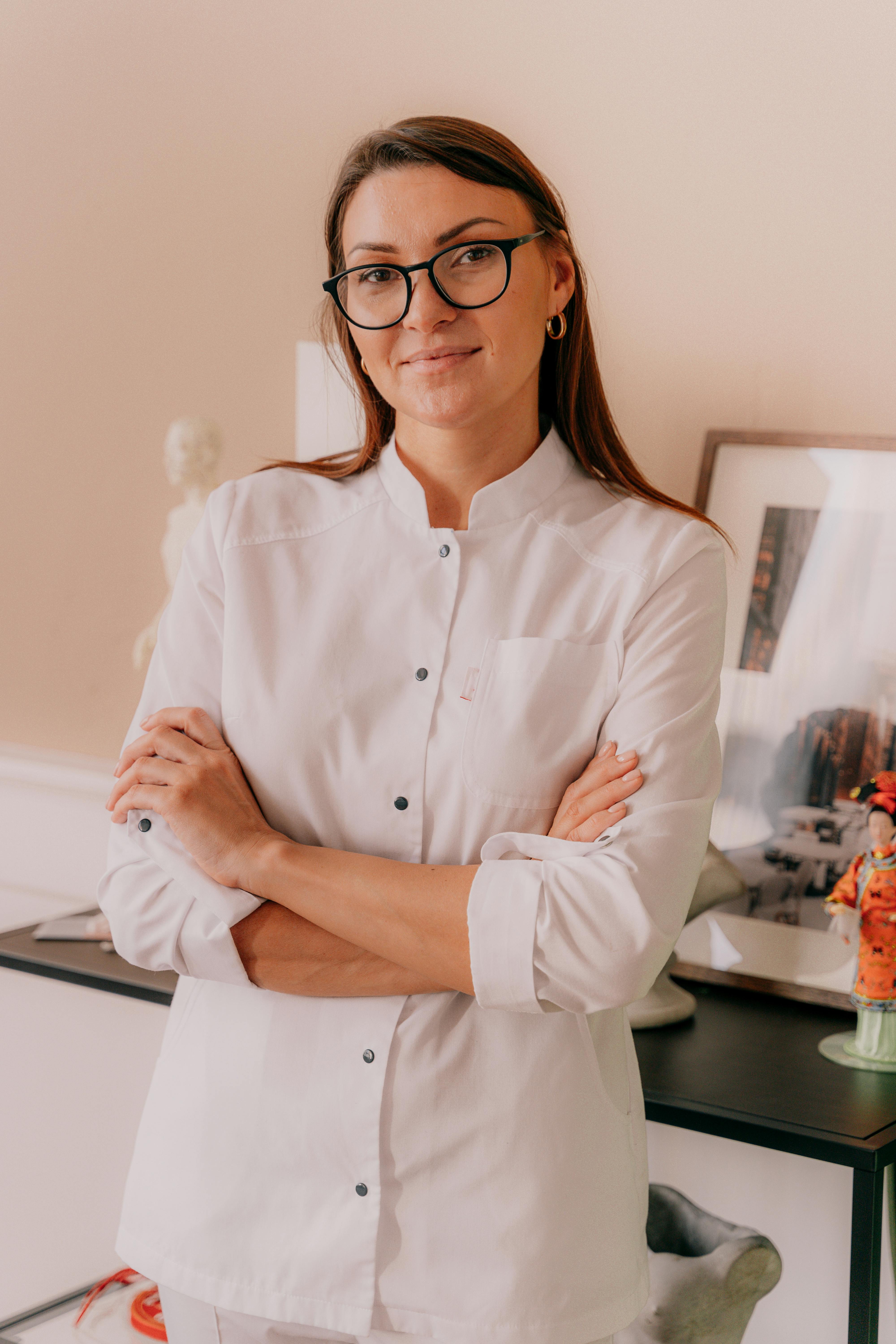 Dokter Jasmine Aesthetic Clinic